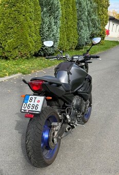 Yamaha XJ6 - 6