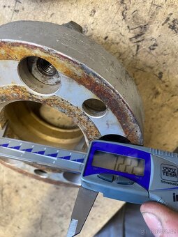 Podložky pod kola BMW 5x120 30mm H&R - 6