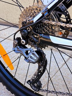 #25 Zánovní Giant Talon , pro 150-165cm - 6