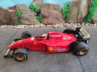Prodám model 1:18 Formule F1 Ferrari 412T2 1996 - 6
