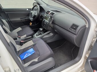 Prodám VW Golf z roku 2007. - 6