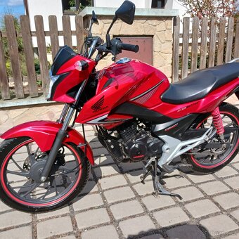 Honda CB 125 F - 6