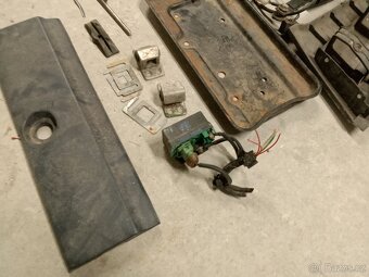 Různé náhradní díly na Volvo 740, Rantlovka. - 6