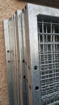 Kovové dílce k montáži hrazení, voliér nebo kotců - 6
