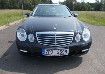 Mercedes-Benz Třídy E 1,8 i perfektní stav benzín manuál - 6