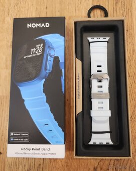 Apple watch Nomad Rocky Point Band Icy Blue Glow/Natural - 6