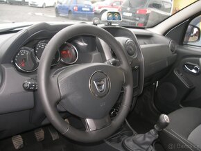 DACIA DUSTER 1.5 DCI,4x4,ABS,ESP,KLIMA,TAŽNÉ ZAŘÍZENÍ - 6