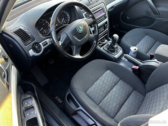 Škoda Octavia II facelift 1.4TSi, rozvody, serviska, klima - 6