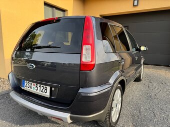 Ford Fusion - 6