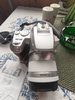 Zrcadlovka Canon - 6