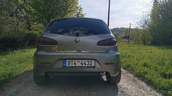 Alfa Romeo 147 1.9JTDm 130kw - 6