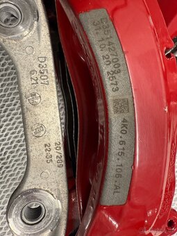 Komplet brzdy Audi S6 S7 SQ7 Touareg 400mm / 350mm 6 pístek - 6