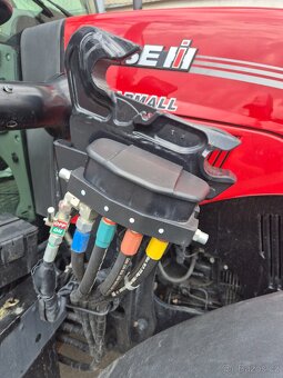 CASE IH FARMALL 100A - 6