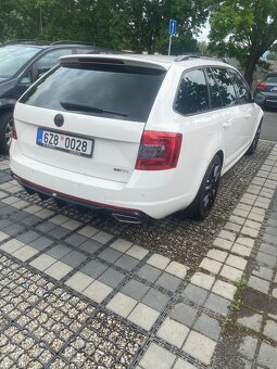 Škoda Octavia III RS 2.0 TDI 135 kW - 6