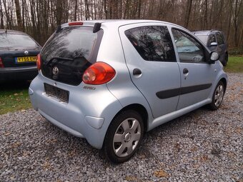 NÁHRADNÍ DÍLY - Toyota Aygo - 6