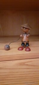 dřevěná figurka - panáček vietnámek/číňánek - 6