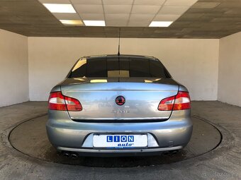 ŠKODA SUPERB 3.6 V6 FSI 4X4 - 6