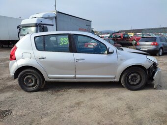 Dacia Sandero č. 1022 - 6