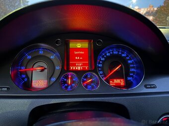 Passat B6 Dsg combi 2.0Tdi 103kw 2007 - 6