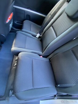 Toyota Corolla Verso, 2.2 D-4D, r.v.2007, 7 míst, tažné - 6