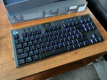 Herní mechanická klávesnice Logitech G915 TLK CZ - 6