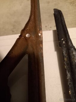 Mřížky zadních blatníků Škoda 1000 mb - 6