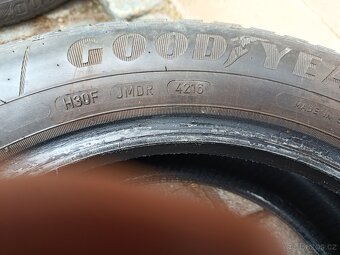 Goodyear 205/55R16 - 6