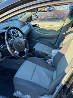 Chevrolet Lacetti - 6
