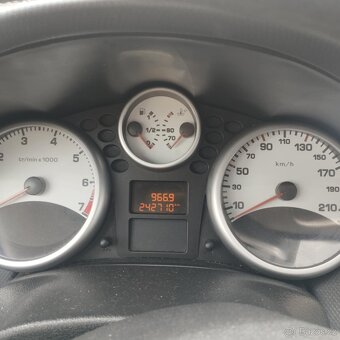 PRODAM PEUGOT 207 1.4 54KW BENZIN - 6