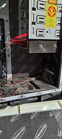 LEGENDÁRNÍ PC skříň - NEXUS Breeze - 6