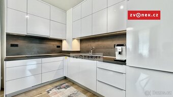 Exkluzivní byt 2+kk s terasou, garážové stání, Malenovice - 6