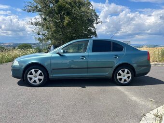 Škoda Octavia II 1,6 elegance - 6