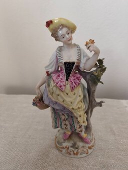 Passau žena nemecko porcelánová soška - 6