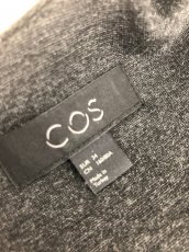Tmavě šedé šaty COS - 6