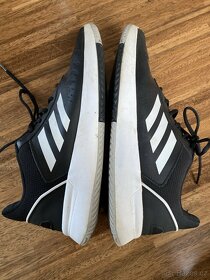 Adidas pánská sportovní obuv Courtsmash velikost 44 - 6