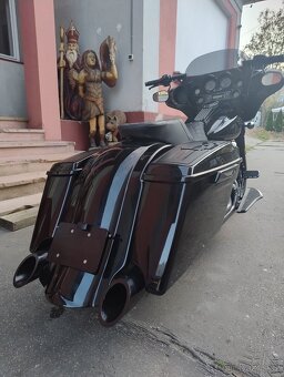 HARLEY DAVIDSON FLHX STREET GLIDE CUSTOM SPECIAL - 6