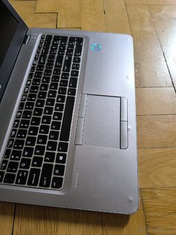 Hp Zbook 15 g4 i76500u 8Gb , 256ssd win 10 pro - 6