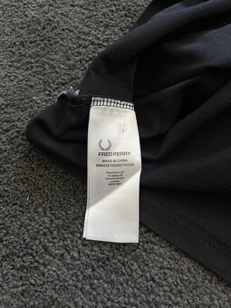 Černé tričko Fred Perry - 6
