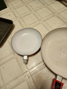 Sada pánví s oddělitelnými držadly - 6