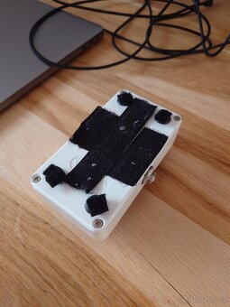 Electro Harmonix Pitch Fork - 6