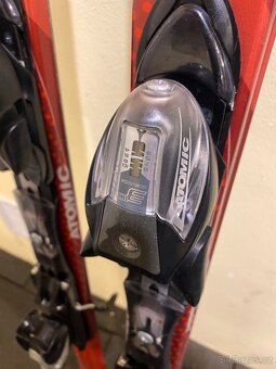 Sjezdové lyže Atomic T : 7 - 6