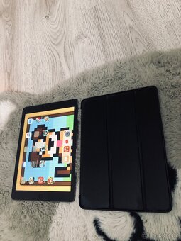 APPLE IPAD AIR 16 GB - 6