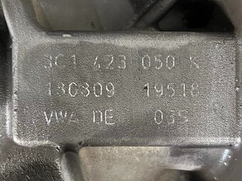 Převodovka řízení bílá krabička 3C1423050K VW Passat B6 2010 - 6