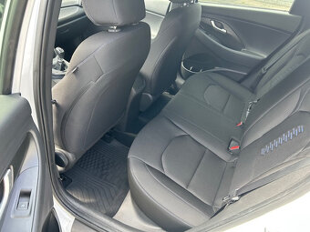 Hyundai i30 1,0T-GDi 78tis km 2018 - 6
