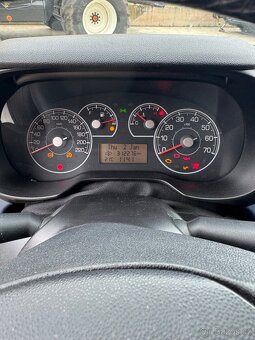 Fiat Grande Punto 1.3 jtd - 6