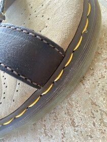 Dámské pantofle Dr Martens vel. 36 nebo 37 - 6