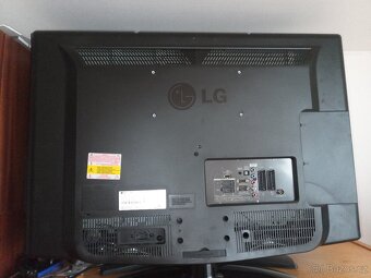 Prodám LCD TV LG32LG3000 - 6