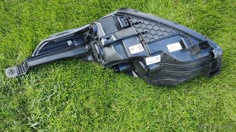 Kia Ceed III 3 CD 2021 - prave predne svetlo, lampa, halogen - 6