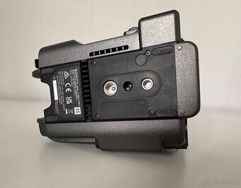 SONY ILME-FX6V (FX6) • 35mm plnoformátová filmová videokamer - 6