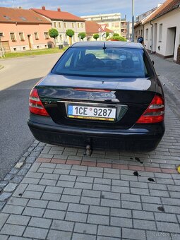 Mercedes benz - 6